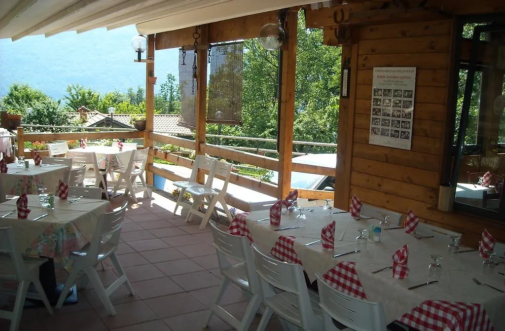 Trattoria Al Grottino Con Alloggio Hotel Brusimpiano