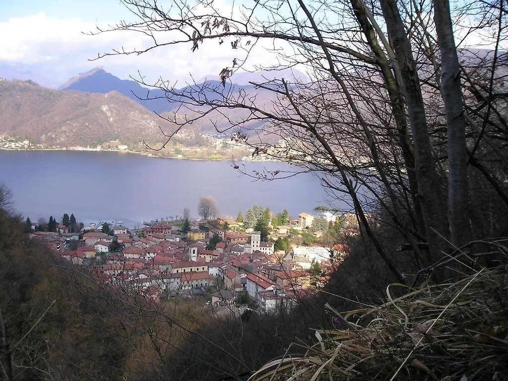 Trattoria Al Grottino Con Alloggio Hotel Brusimpiano Italy